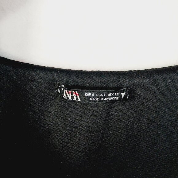 Zara, Crop Top, Size Small, Floral, Sweetheart Neckline, Short Puffy Sleeves - Picture 2 of 16